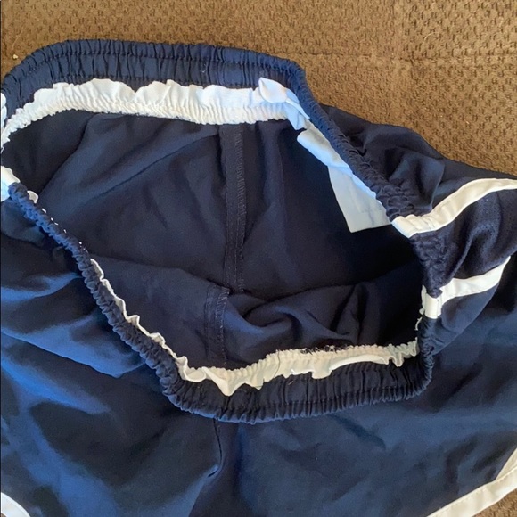 Navy Nike Shorts Kids - Picture 3 of 3